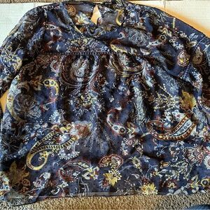 Style & co 2X floral blue thin long sleeved shirt